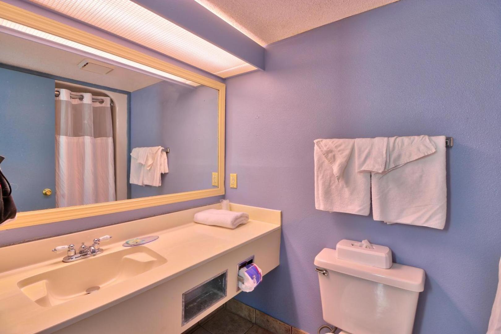 شاطئ ميرتل Enticing Ocean View Condo Located On The Blvd, Wifi Included, Monthly Winter Ren المظهر الخارجي الصورة