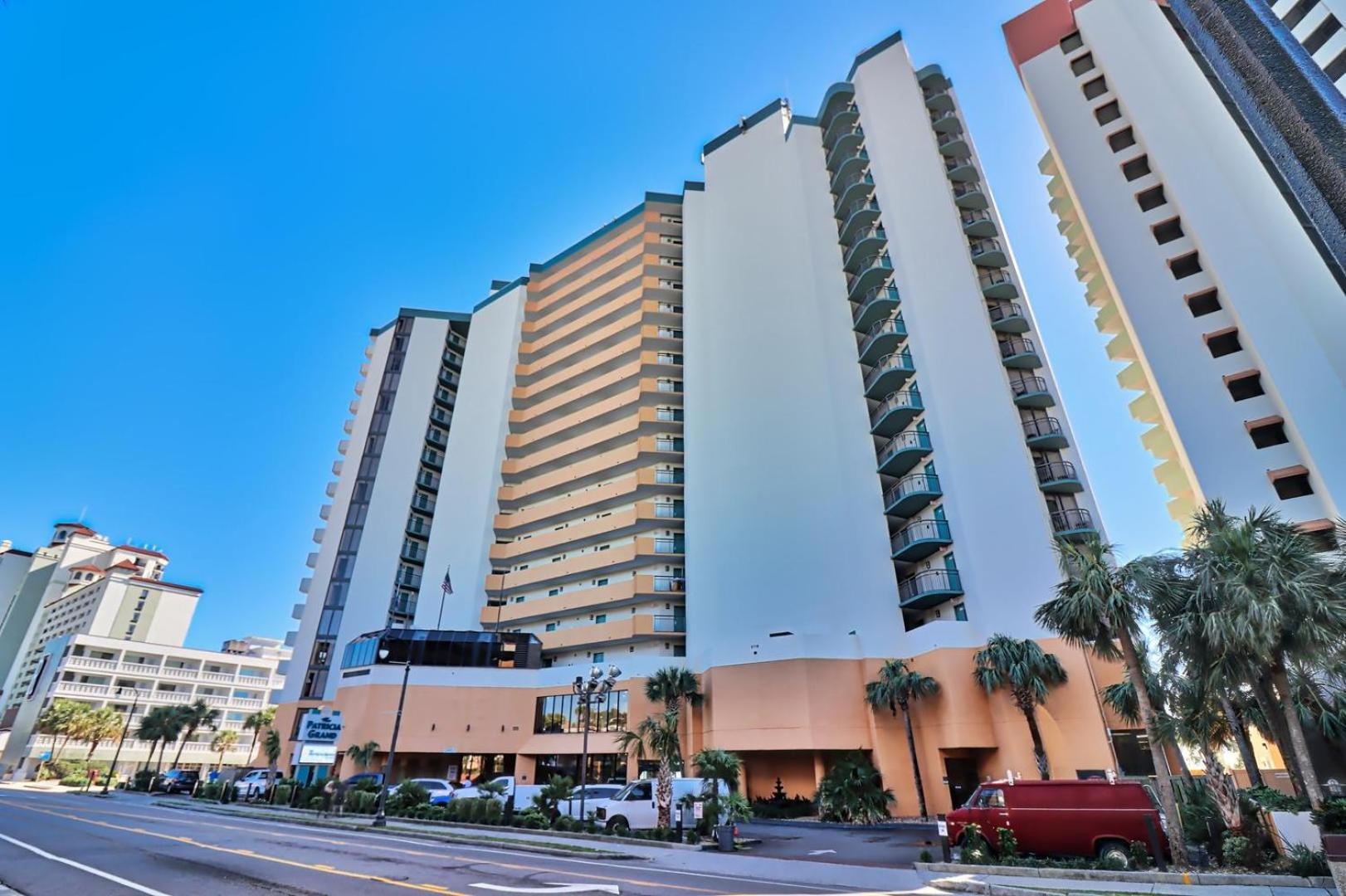 شاطئ ميرتل Enticing Ocean View Condo Located On The Blvd, Wifi Included, Monthly Winter Ren المظهر الخارجي الصورة